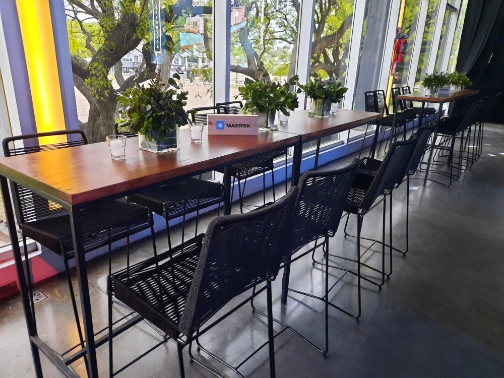 Juego mesa alta con banqueta tulum negra - Imagen 3